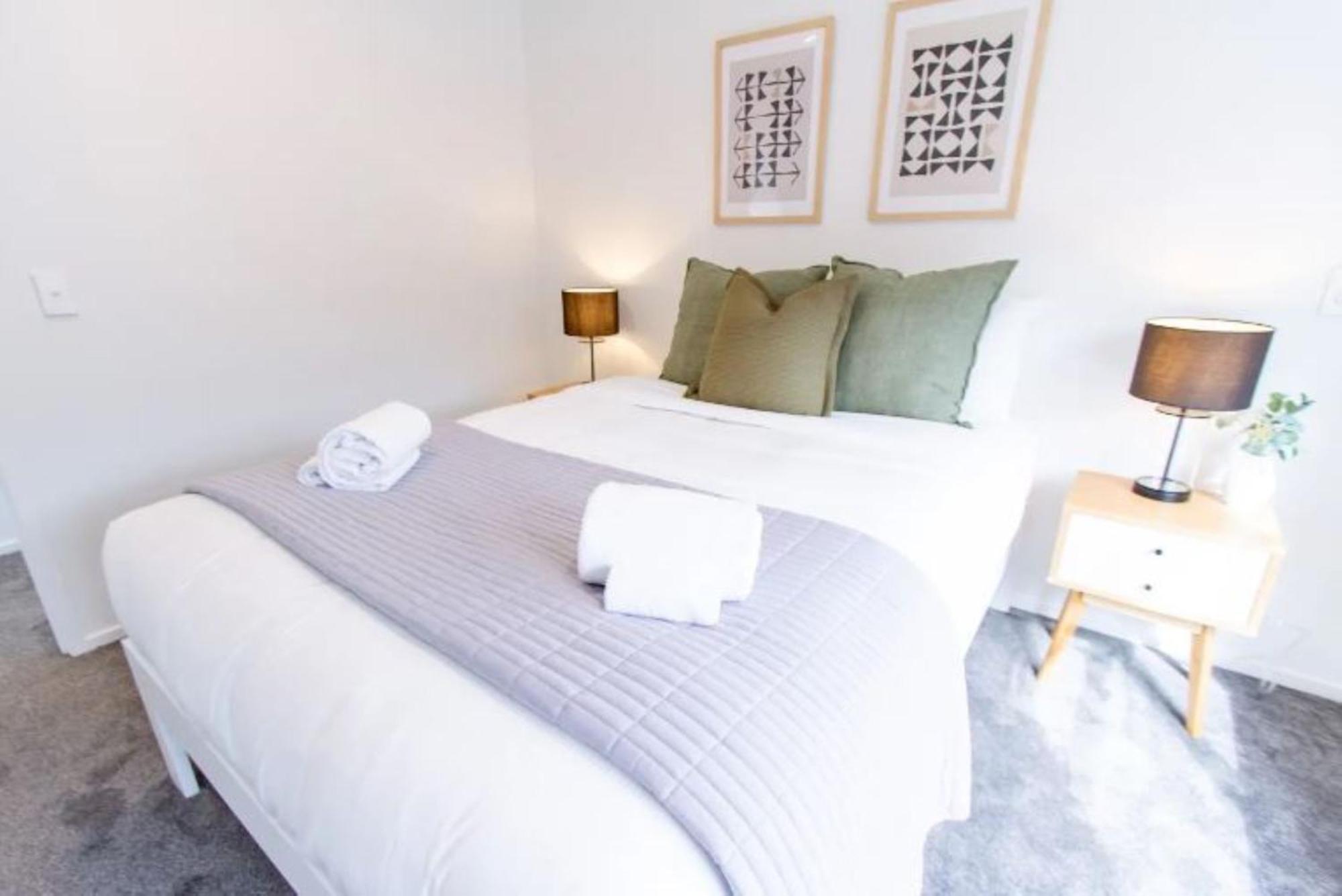 Christchurch Entertainment Hub 2 Bed 2 Bath W Carpark מראה חיצוני תמונה